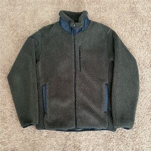 Uniqlo Sherpa Fleece Jacket